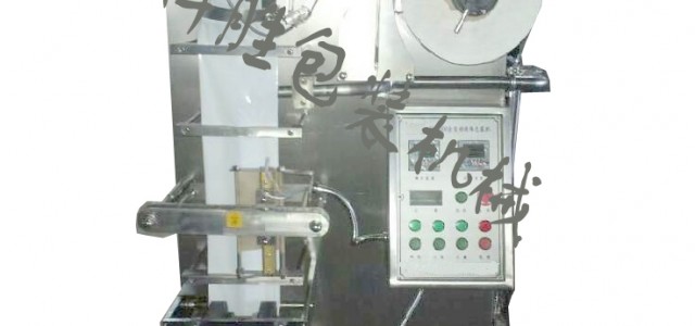 衡水市涼皮調料自動包裝機，牛奶包裝機，醬油醋包裝機